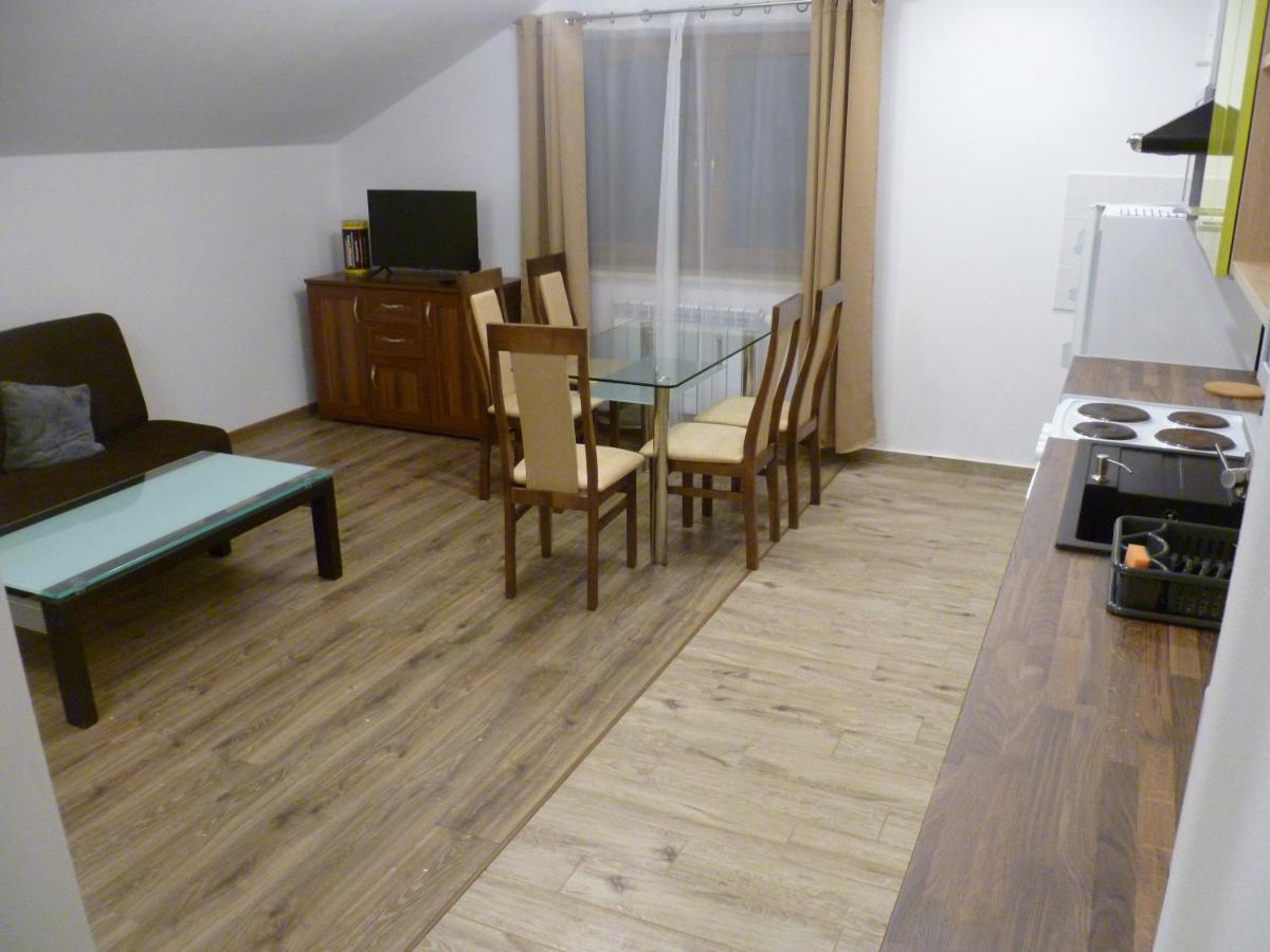 Klimatyczny Domek - Apartamenty & Noclegi Slawecin Екстериор снимка