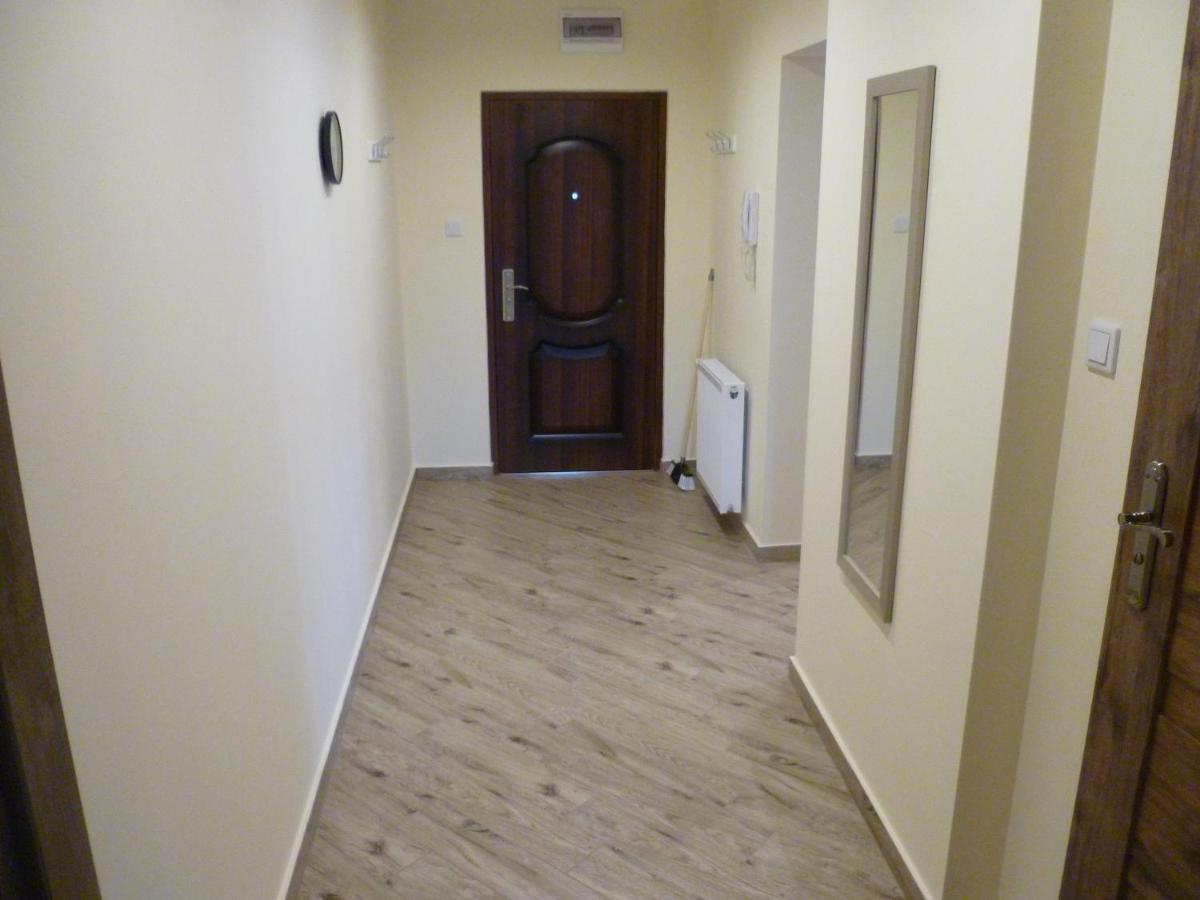 Klimatyczny Domek - Apartamenty & Noclegi Slawecin Екстериор снимка