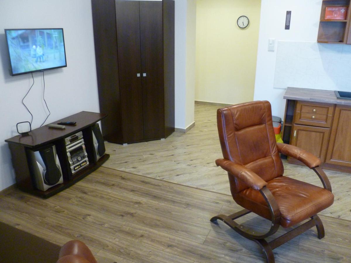 Klimatyczny Domek - Apartamenty & Noclegi Slawecin Екстериор снимка